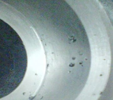 Solving Shrinkage Porosity in Aluminium Die Casting 2 Casting porosity is primarily caused by the material's natural contraction as it cools