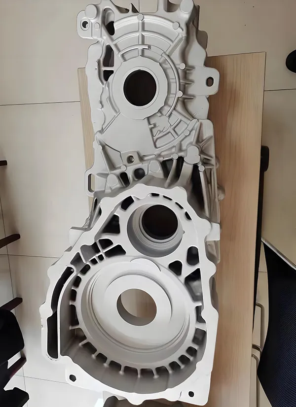 transmission-housings Transmission housing